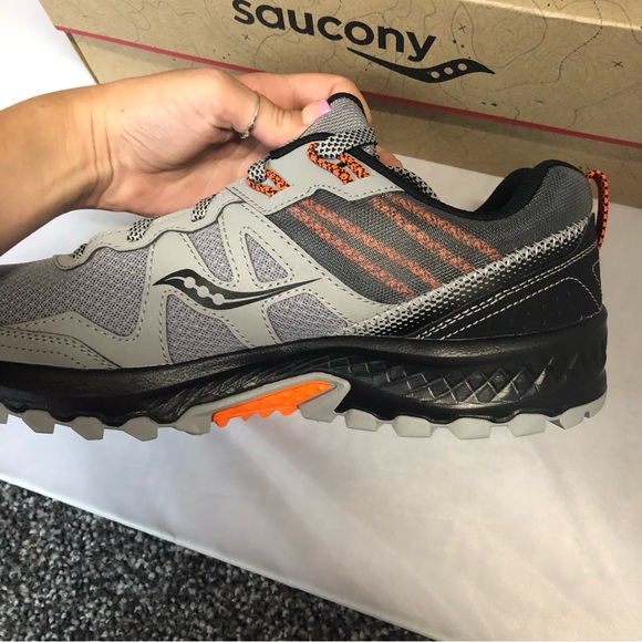 NIB Saucony Mens Excursion TR14 Tennis shoes in grey black and orange - Picture 5 of 11